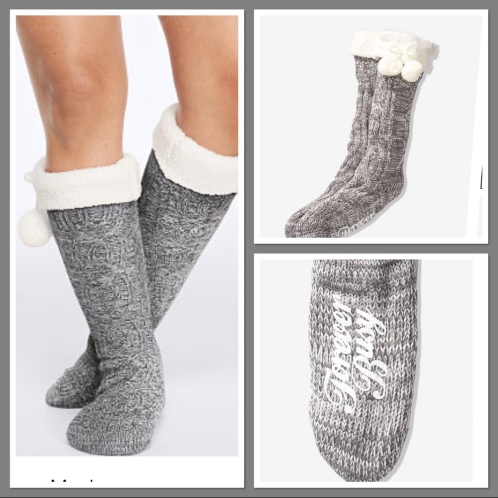 NWT VS PINK CABLE KNIT POM POM SOCKS